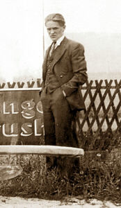 A photograph of  Carl (Arley) Starnes prior to this incident. The actual date of same has not been established, but the image has been taken fron a larger photograph. 